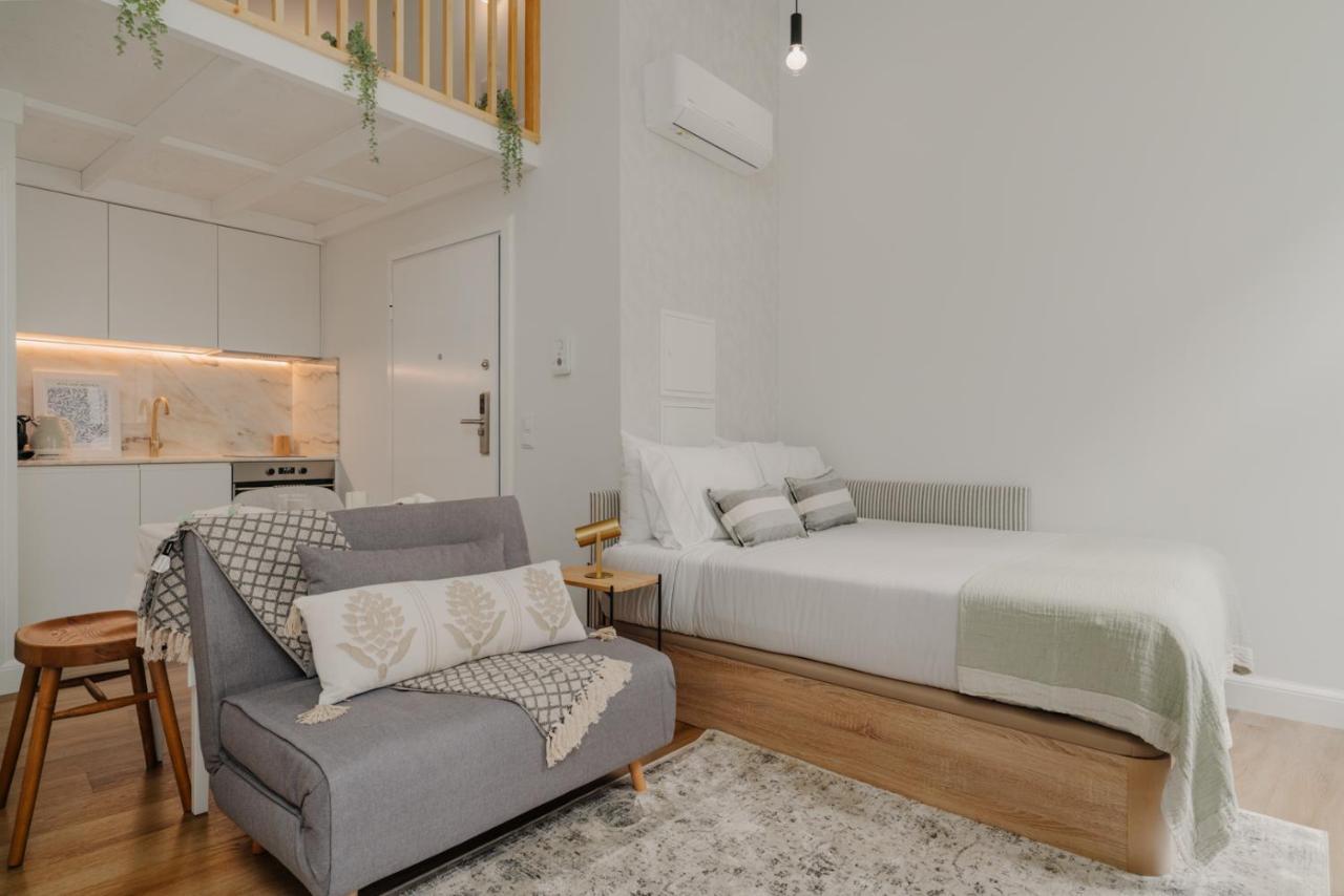 Charming Central Studio With Ac, Next To Metro Station Apartment Porto Bagian luar foto