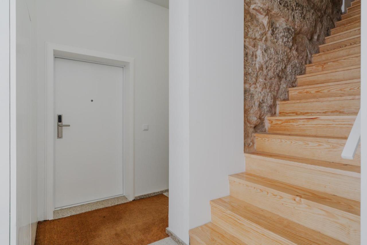 Charming Central Studio With Ac, Next To Metro Station Apartment Porto Bagian luar foto